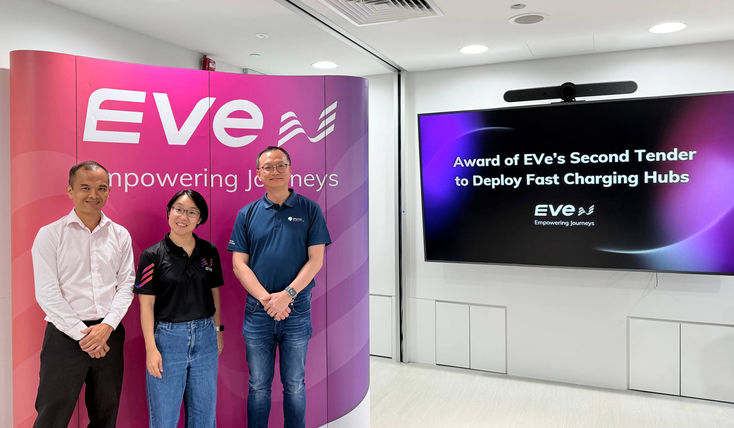 EVe Awards Second Contracts to Deploy Fast Charging Hubs_29 Apr